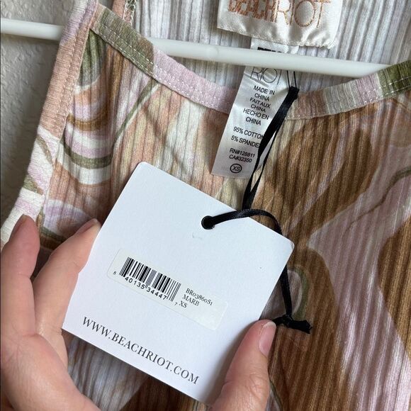 BEACH RIOT Revolve Cayley Psychedelic Swirl Tank XS NWT - Picture 4 of 4